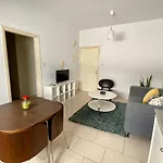 Daire Cosy One Bedroom In *